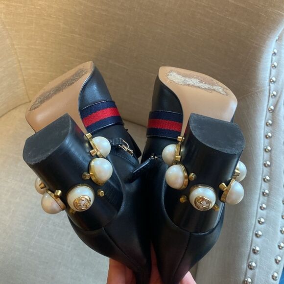 Gucci
Peyton Web-Strap Leather Ankle Boot, Black - Picture 7 of 14